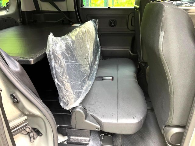 Suzuki Spacia Base 9