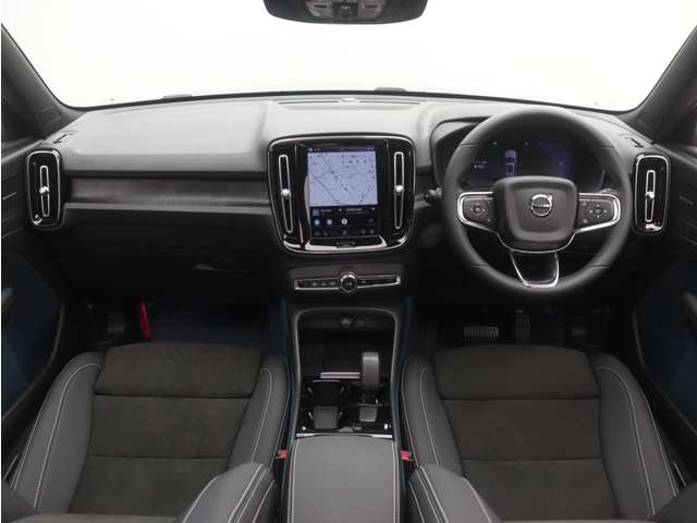 Volvo XC40リチャージ 4