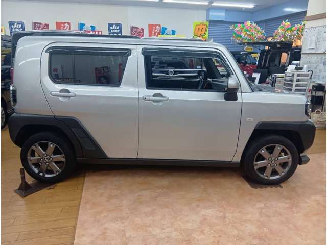 Daihatsu Taft 5
