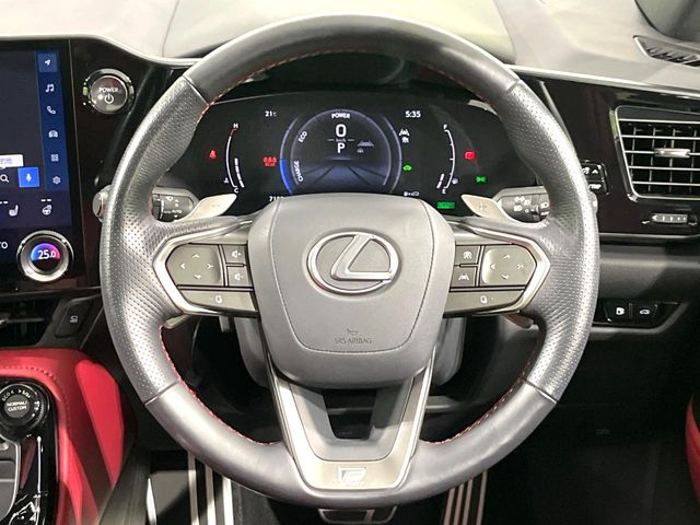 Lexus NX 9