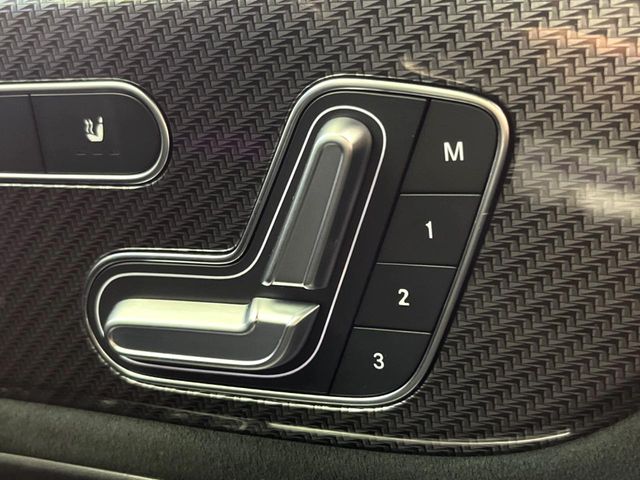 Mercedes-Benz GLB 8
