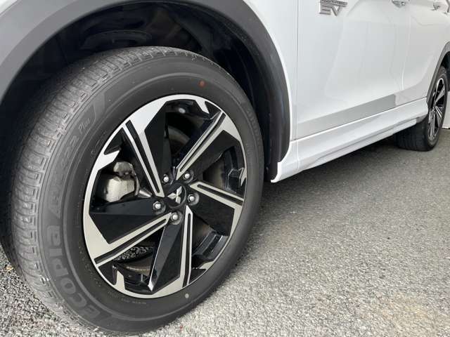 Mitsubishi Eclipse Cross 8