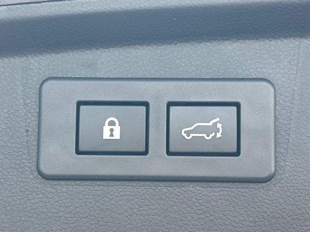 Subaru Legacy Outback 4