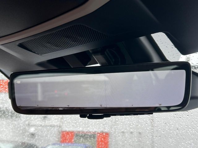 Subaru Legacy Outback 5