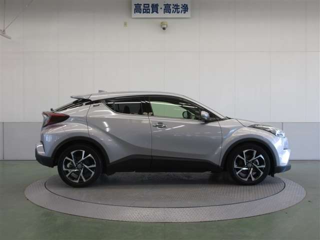 Toyota C-HR 9
