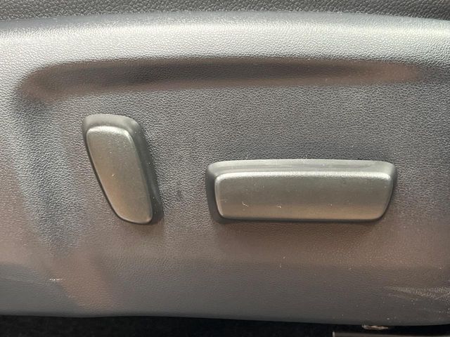 Toyota Hilux 7