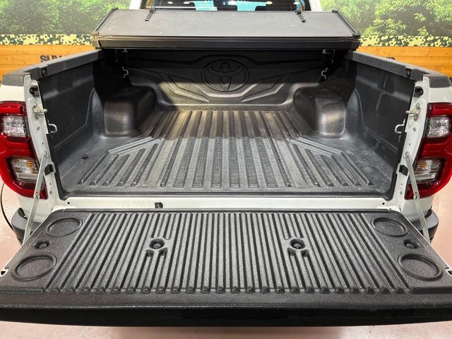 Toyota Hilux 10