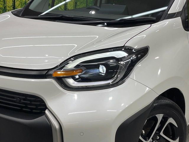 Toyota Sienta 12