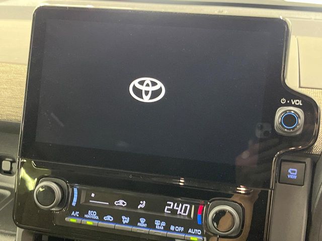 Toyota Sienta 3