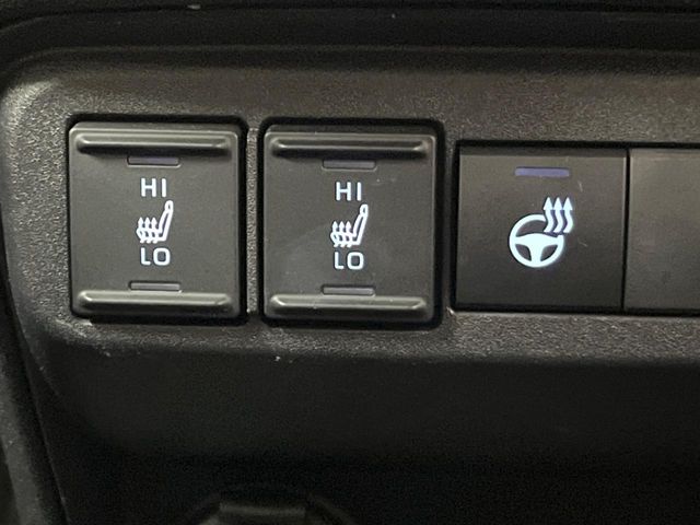 Toyota Sienta 7