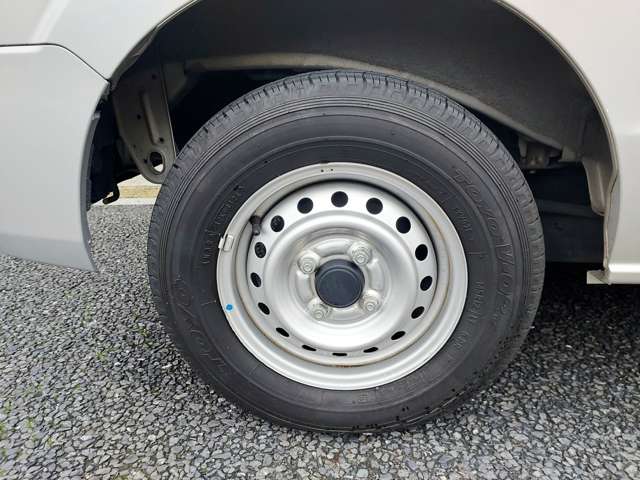 Nissan NV100 Clipper 11