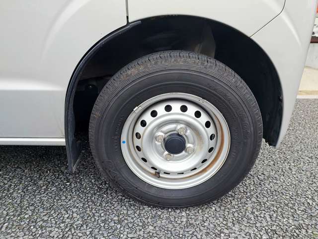 Nissan NV100 Clipper 12