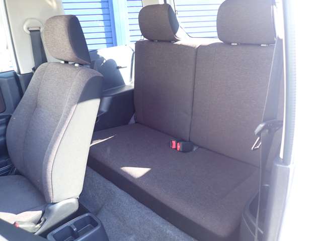 Mitsubishi Pajero Mini 12