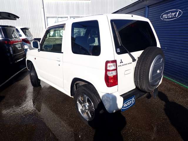 Mitsubishi Pajero Mini 9