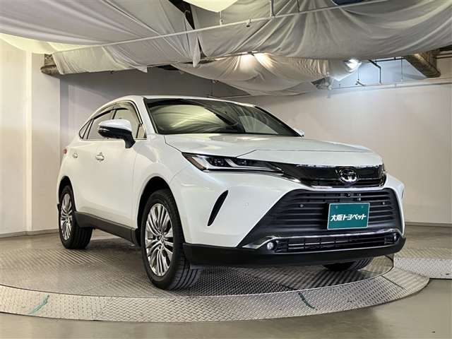 Toyota Harrier 3