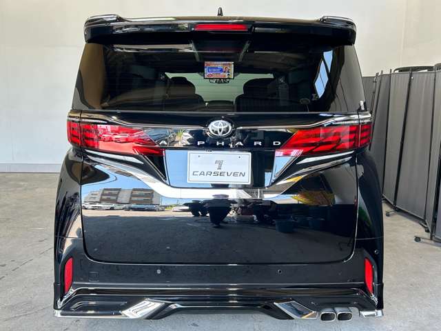 Toyota Alphard 11