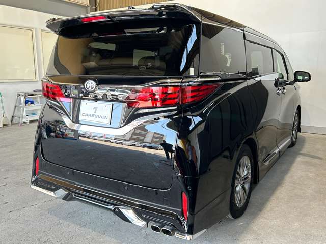 Toyota Alphard 10