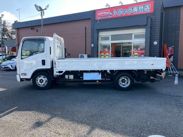 Isuzu Elf 8