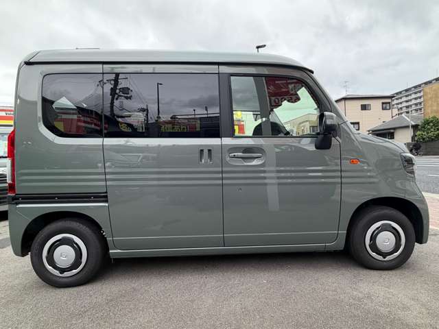 Honda N-VAN 9