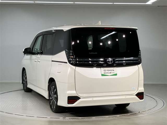 Toyota Voxy 5