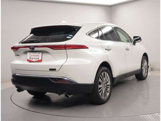 Toyota Harrier 3