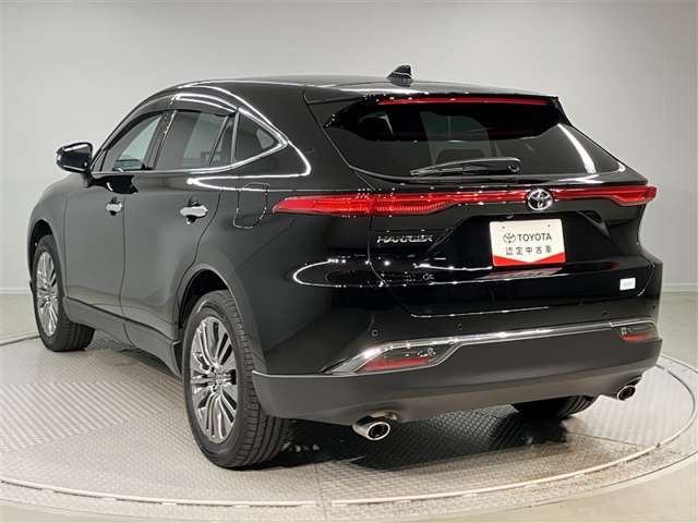Toyota Harrier 4
