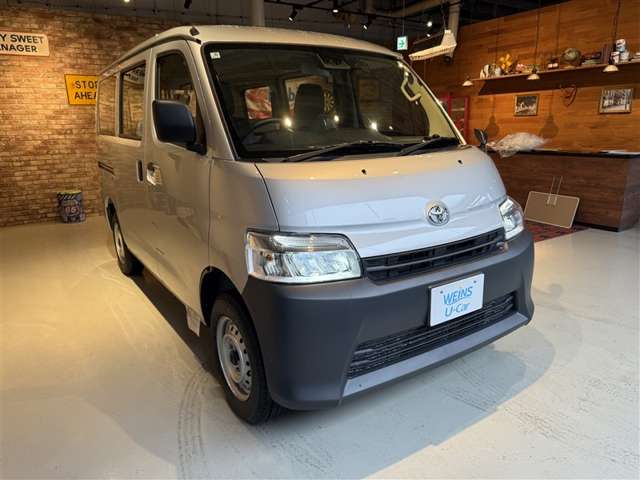 Toyota Town Ace Van 2