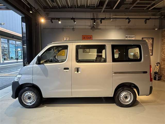 Toyota Town Ace Van 9