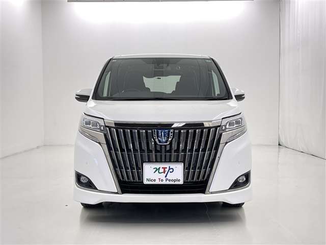 Toyota Esquire 4