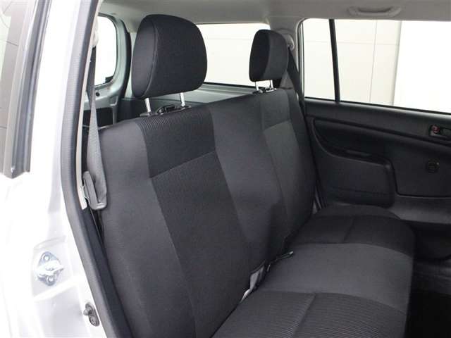 Toyota Probox Van 11
