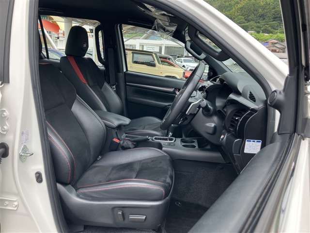 Toyota Hilux 12
