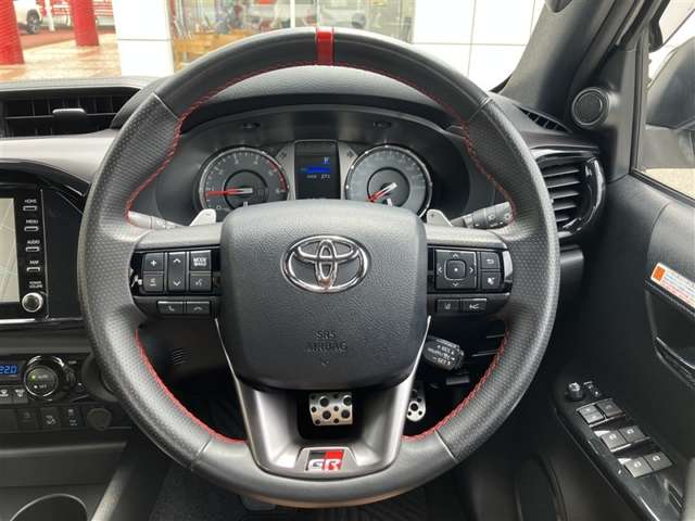 Toyota Hilux 4