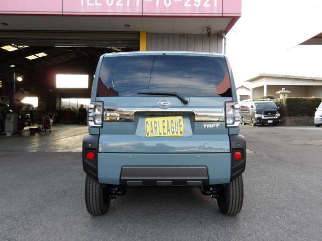 Daihatsu Taft 12