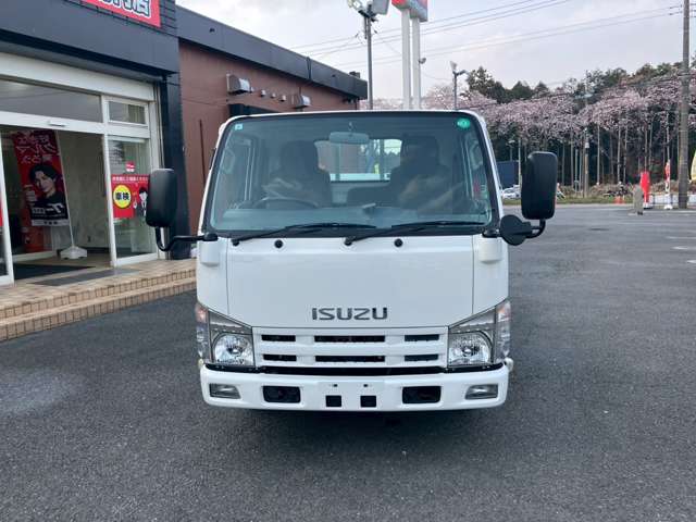 Isuzu Elf 2