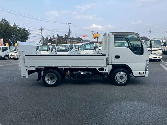 Isuzu Elf 4