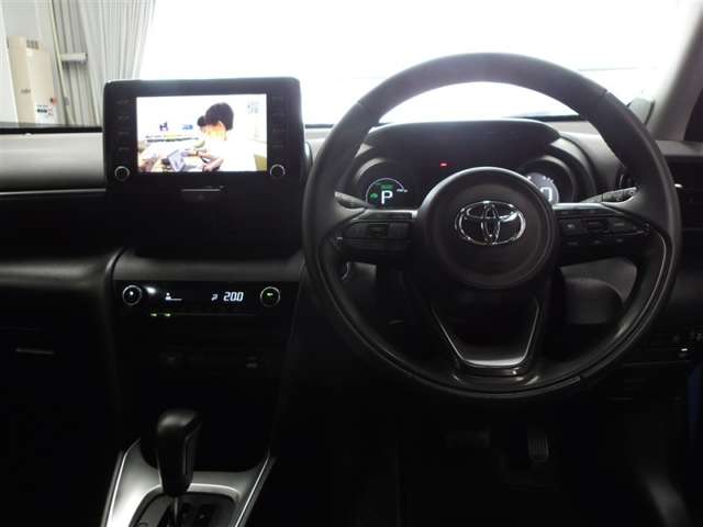 Toyota Yaris Cross 4