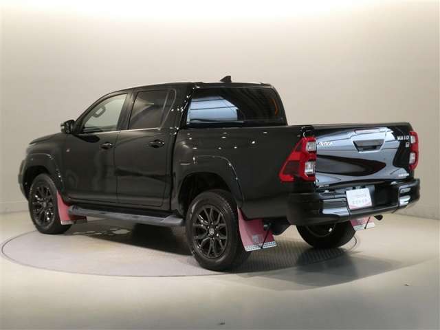Toyota Hilux 5