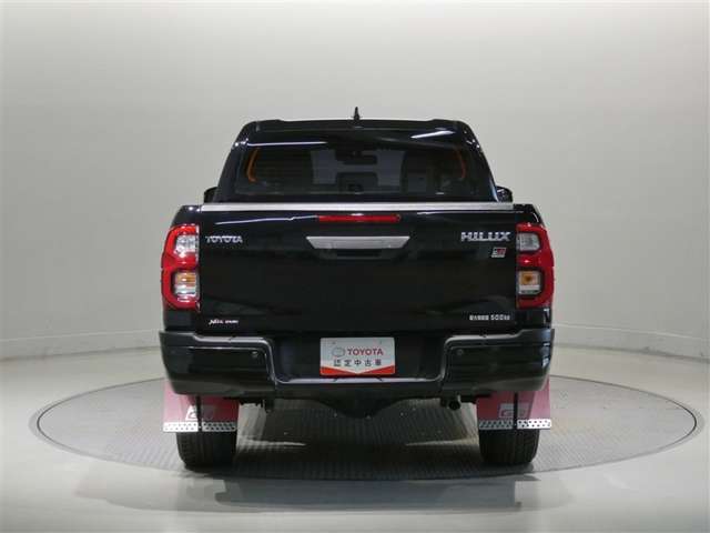 Toyota Hilux 6