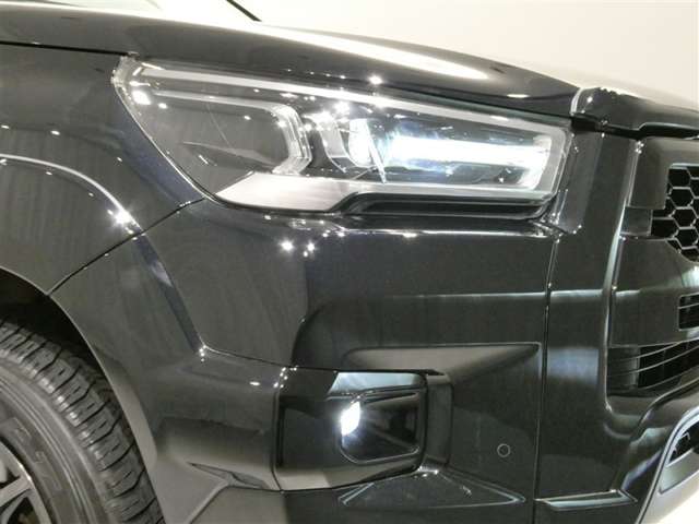 Toyota Hilux 10