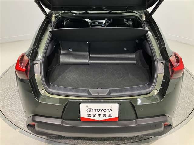 Lexus UX 8