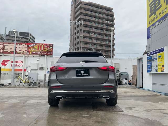 Mercedes-Benz GLA-Class 5