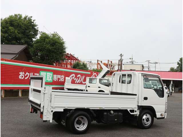 Isuzu Elf 9