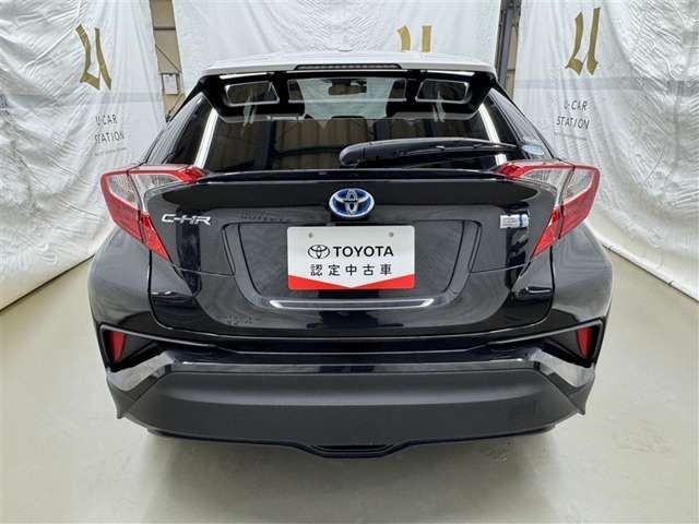 Toyota C-HR 8