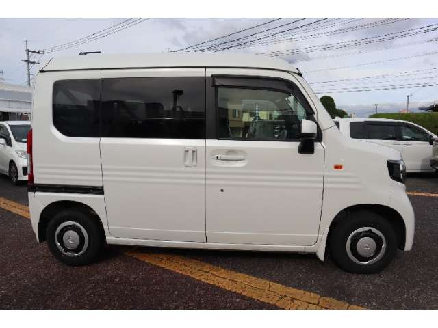 Honda N-VAN 8