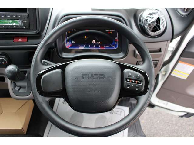 Mitsubishi Fuso Canter 11