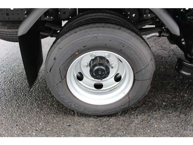 Mitsubishi Fuso Canter 8
