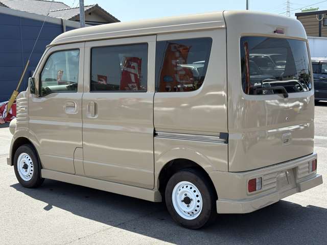 Nissan NV100 Clipper 8