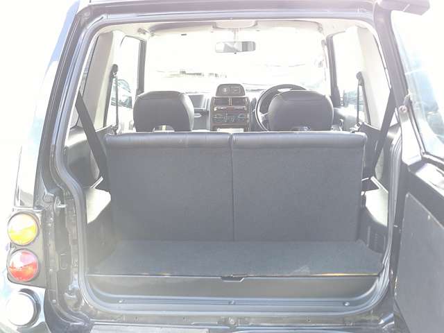 Mitsubishi Pajero Junior 11