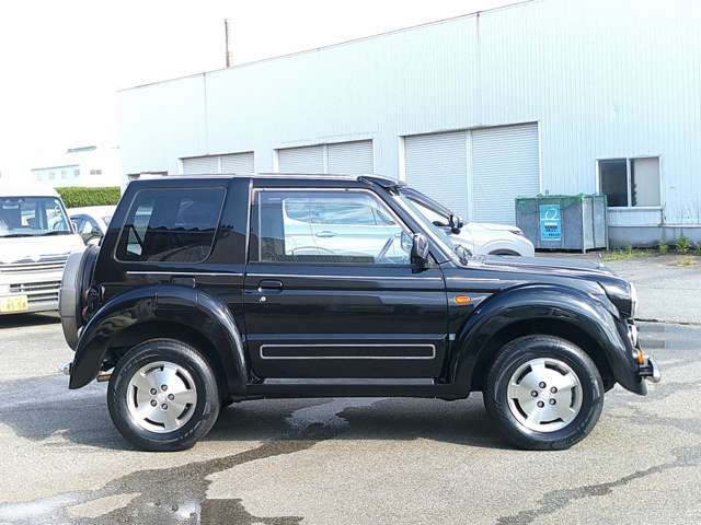 Mitsubishi Pajero Junior 4