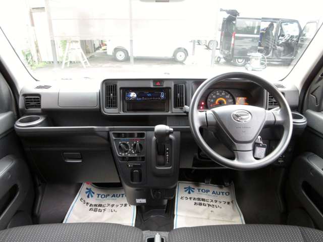 Daihatsu Hijet Deck Van 3